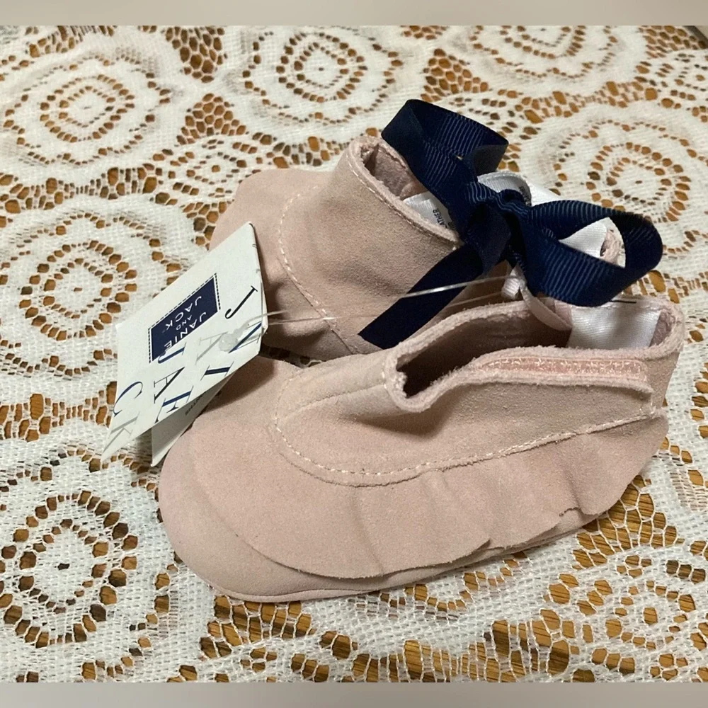 Janie & Jack Baby Girl Dusty Pink Suede Ruffle Crib Shoes 3-6 M